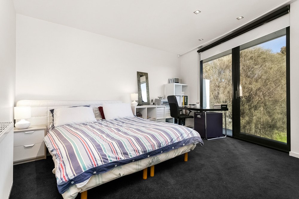 2/489 St Kilda Street, Elwood image 5