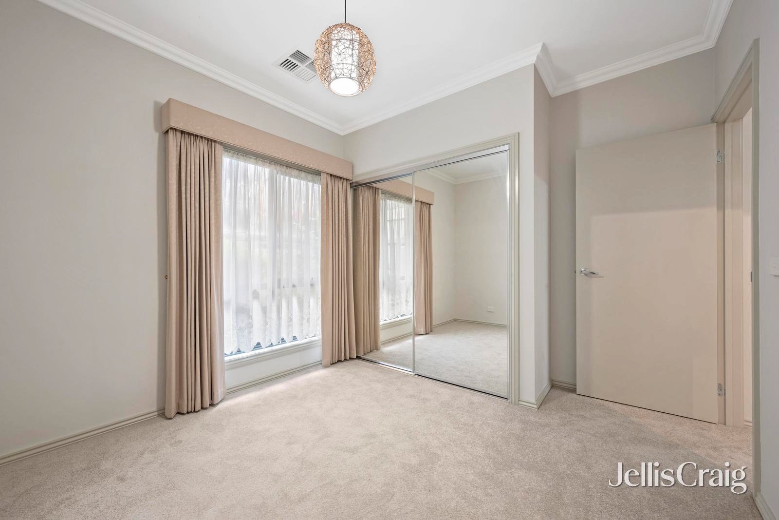 249 Grosvenor Walk, Lilydale image 6