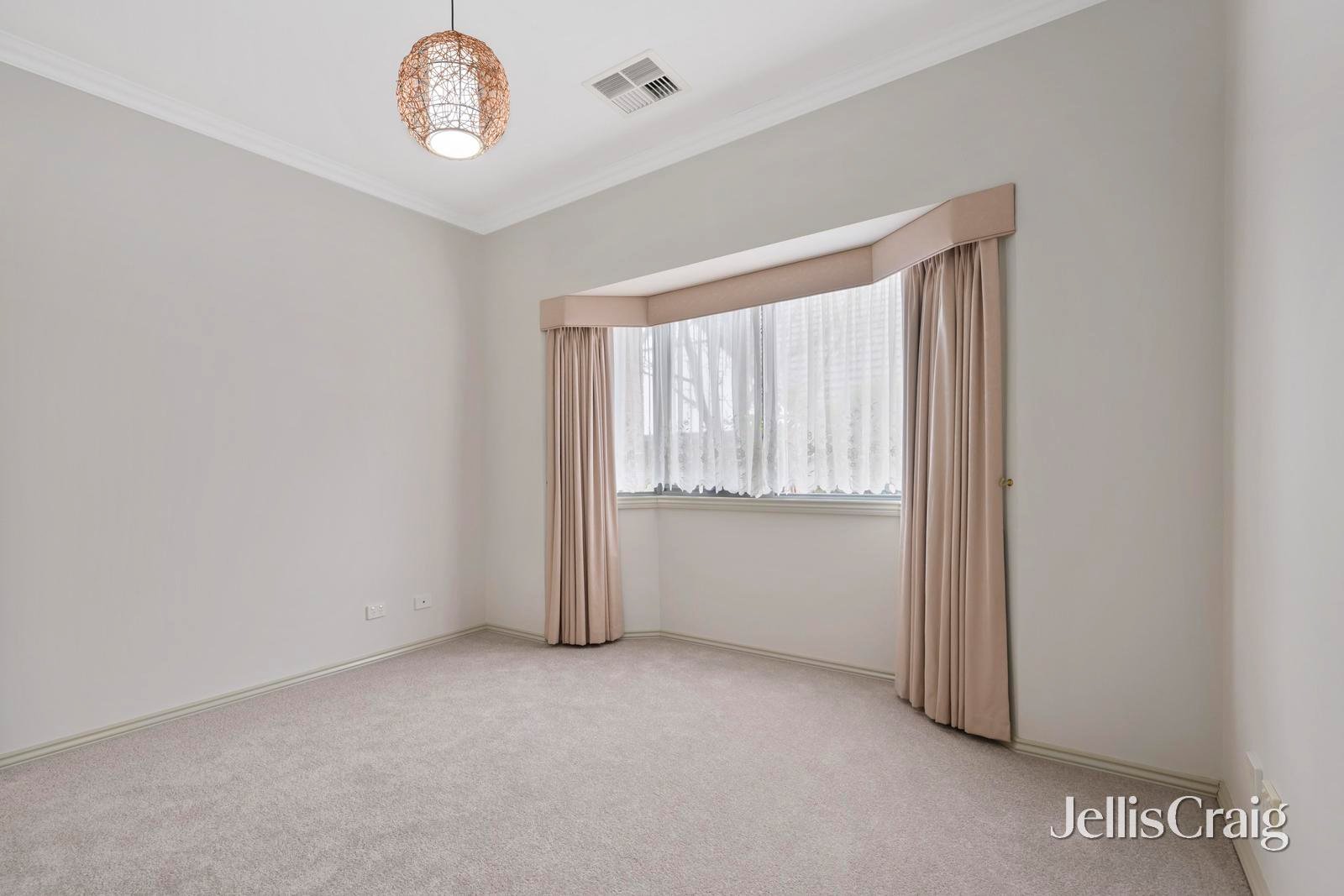 249 Grosvenor Walk, Lilydale image 7