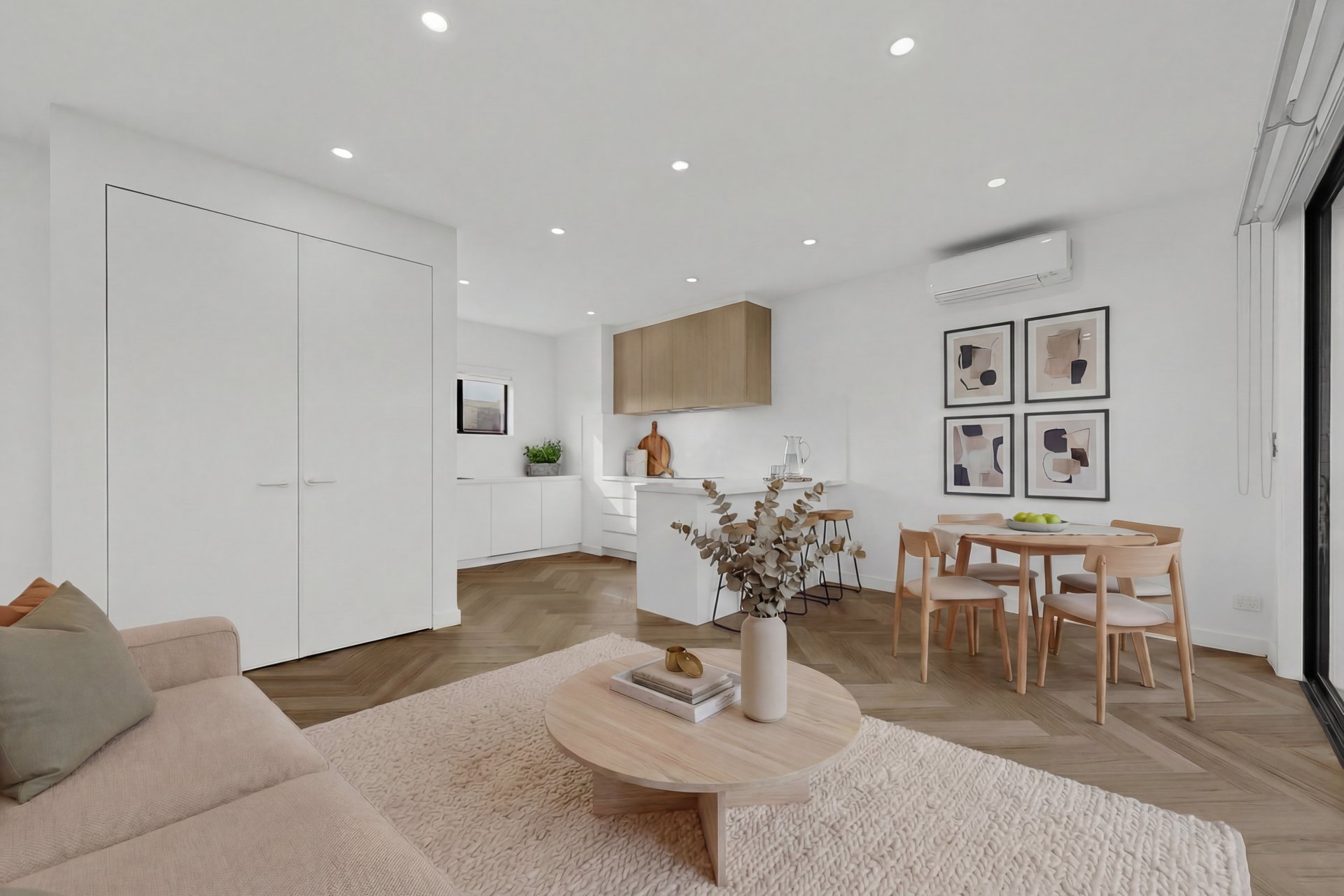 2/49 Queens Parade, Fawkner image 3