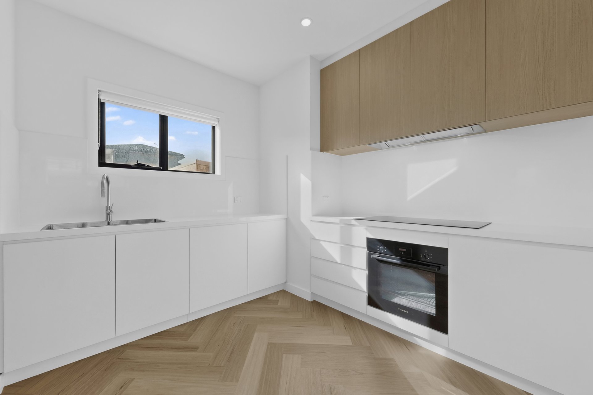 2/49 Queens Parade, Fawkner image 4