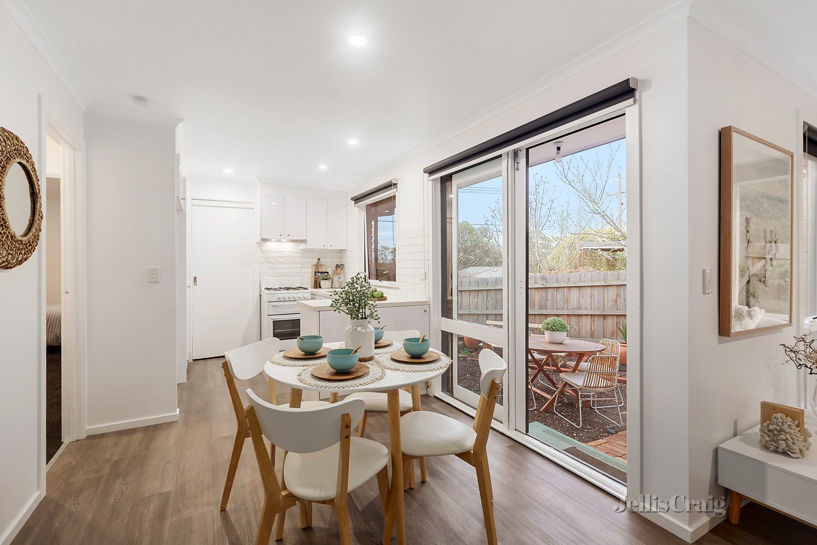 2/49 Rattray Road, Montmorency image 3