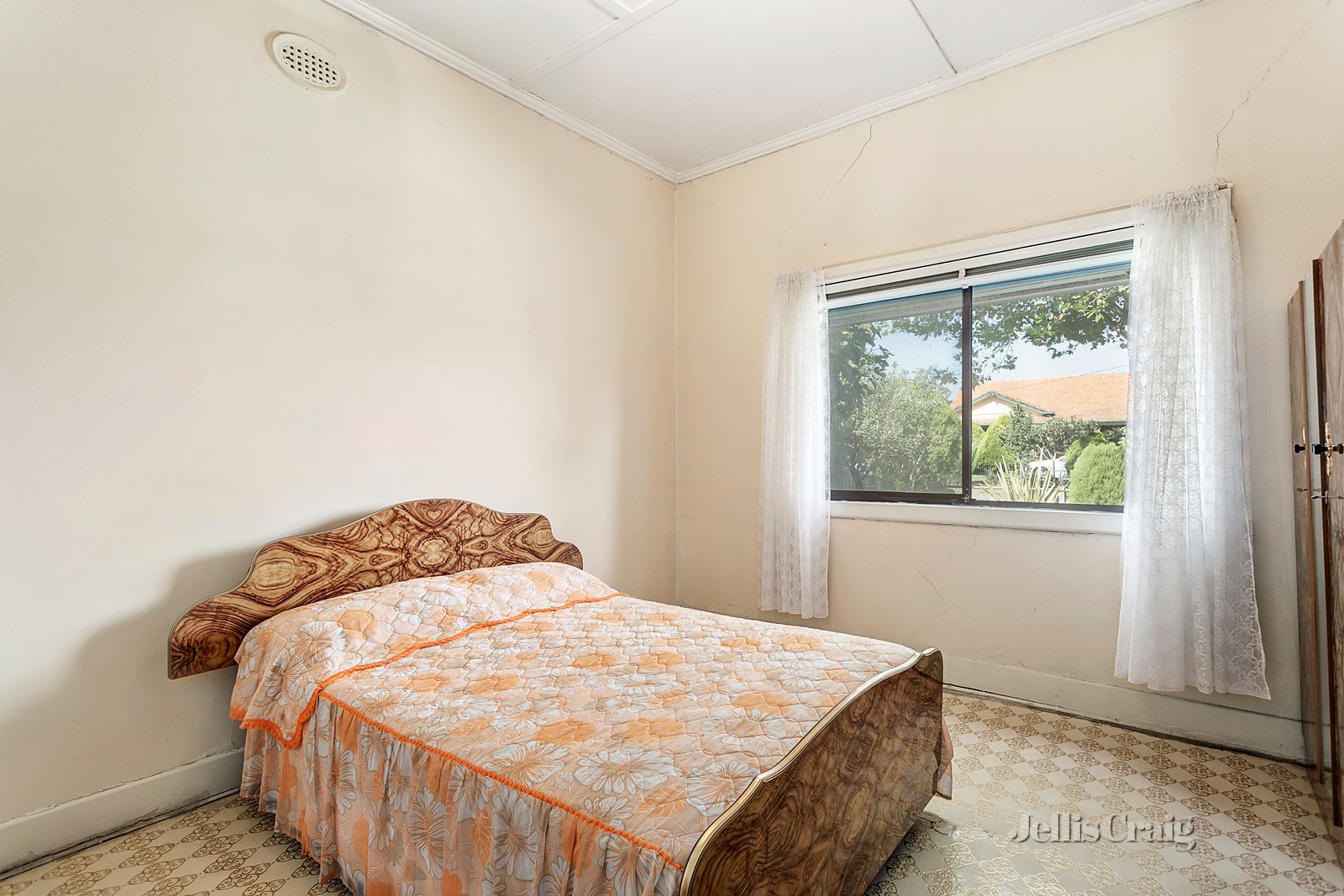 249 Sussex Street, Pascoe Vale image 4