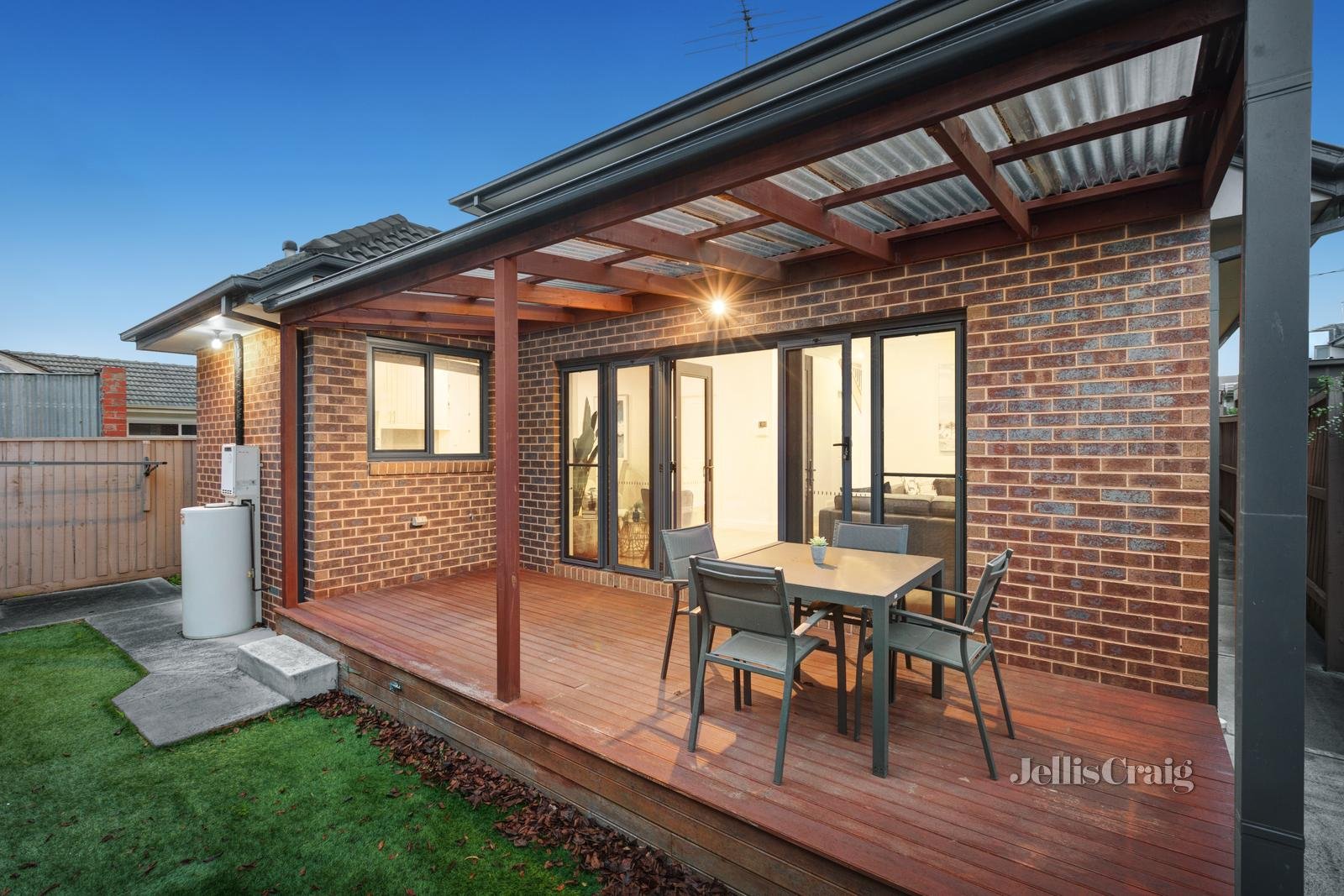 2/494 High Street Road, Mount Waverley image 12
