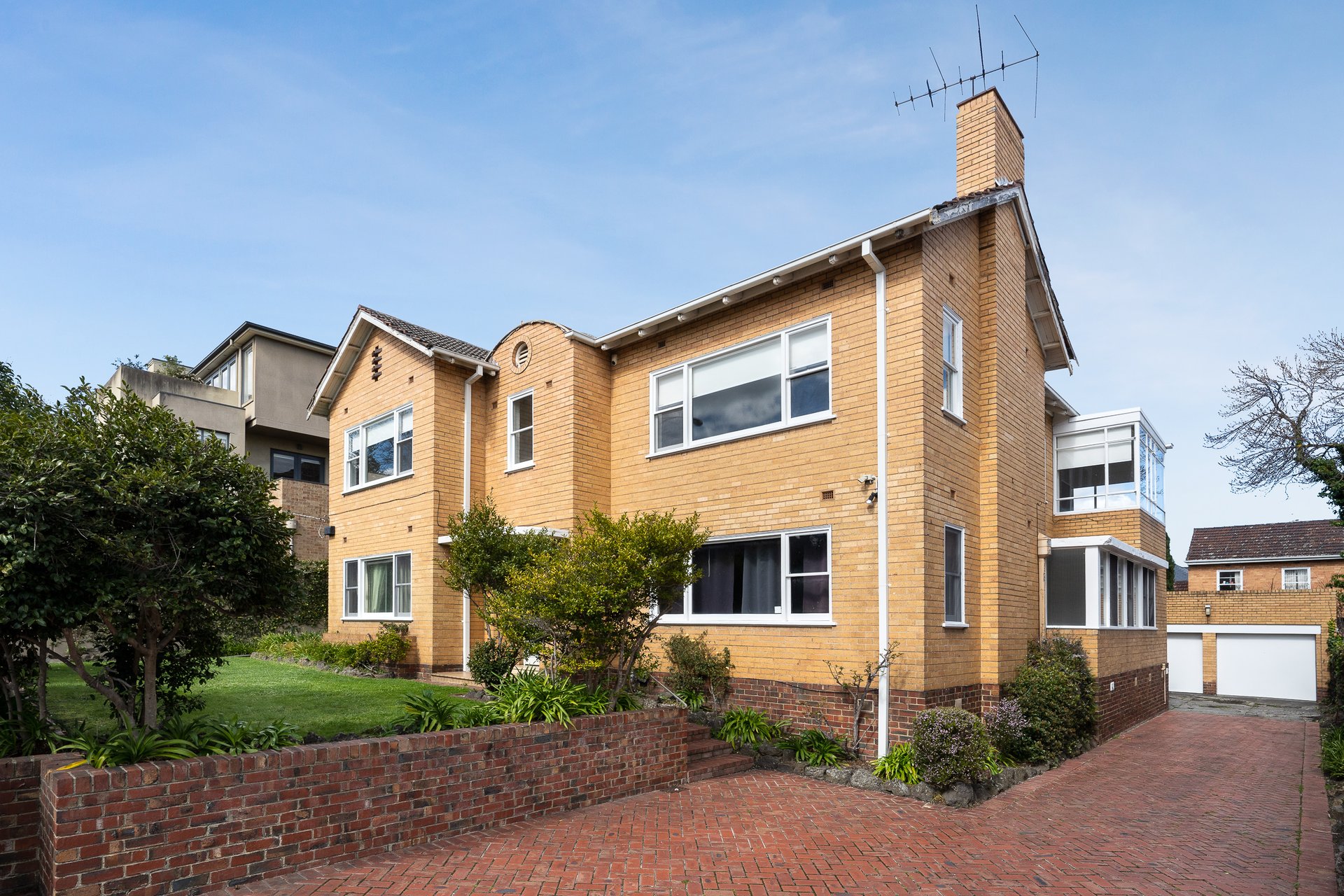 Property Gallery Thumbnail 2