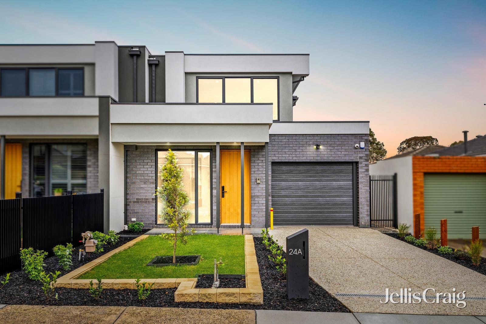 24a Albert Street, Mount Waverley image 1