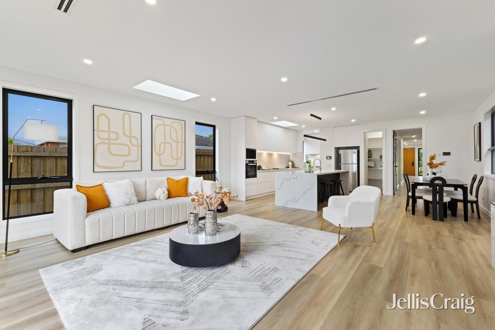 24a Albert Street, Mount Waverley image 4