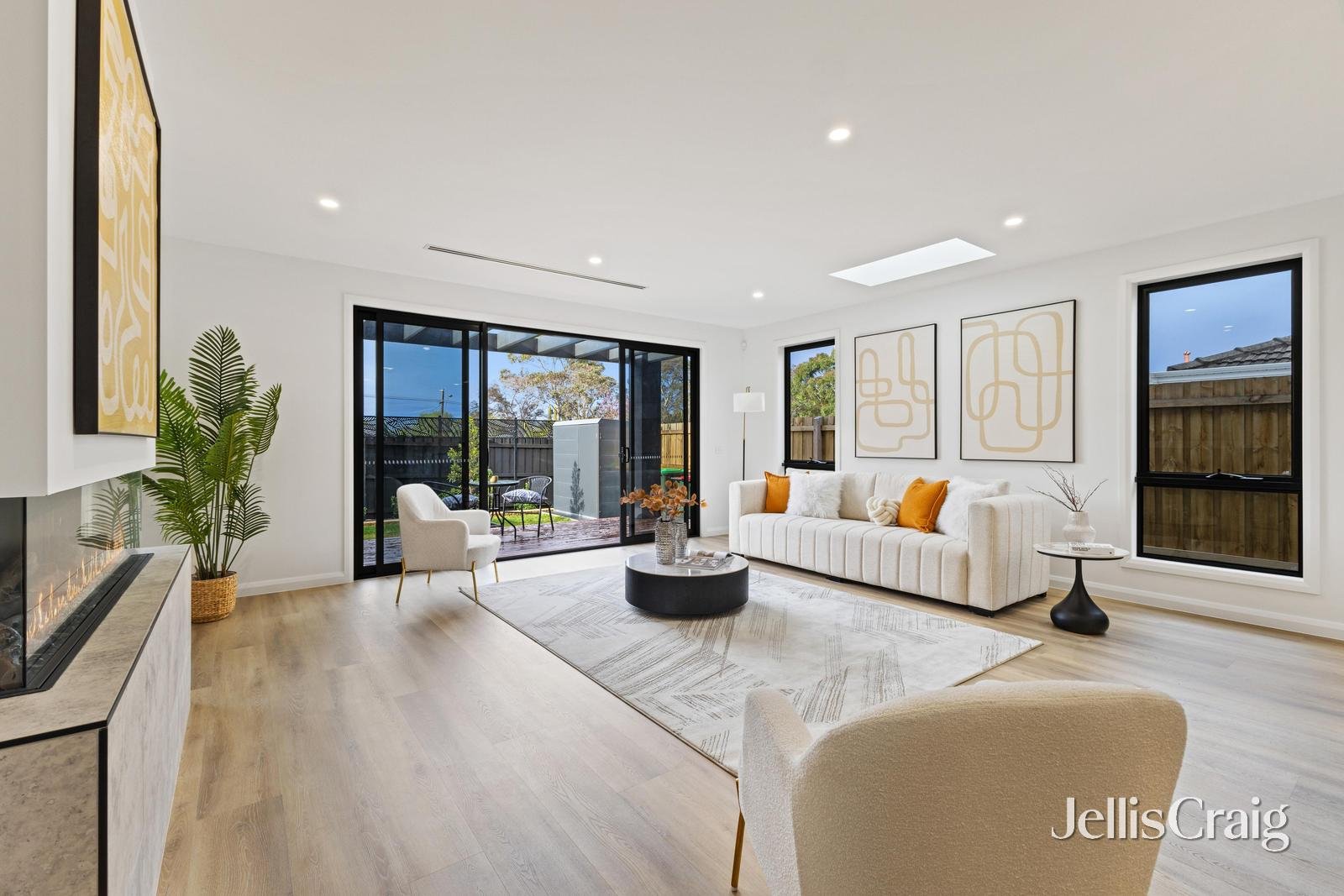 24a Albert Street, Mount Waverley image 8