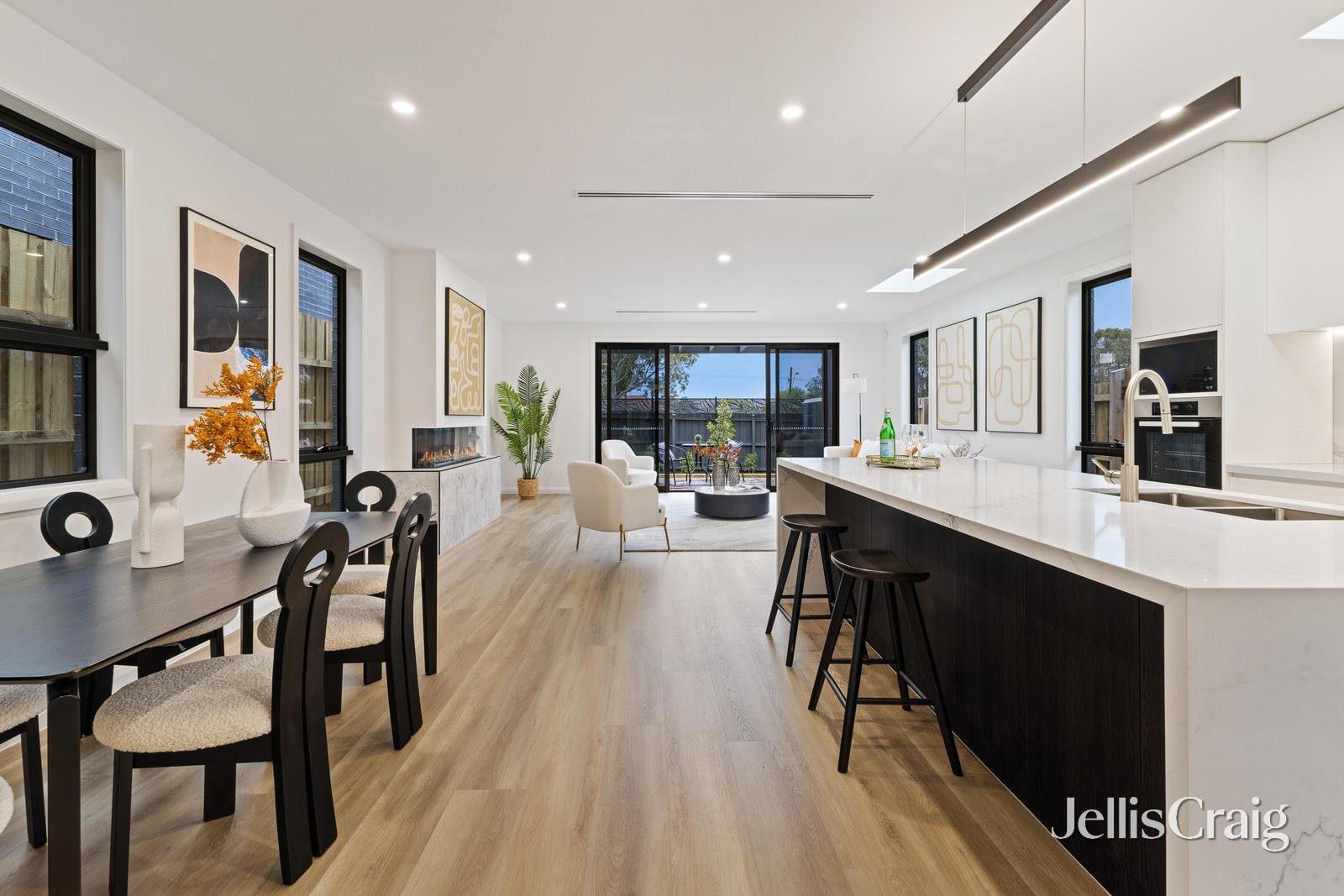 24a Albert Street, Mount Waverley image 9