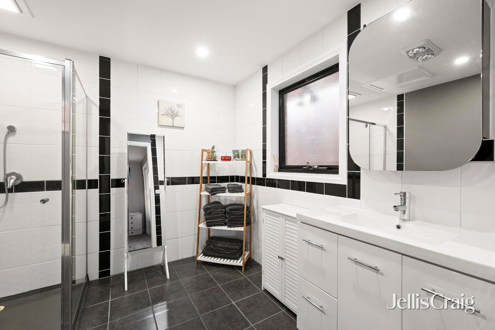 24a Barina Avenue, Mooroolbark image 12