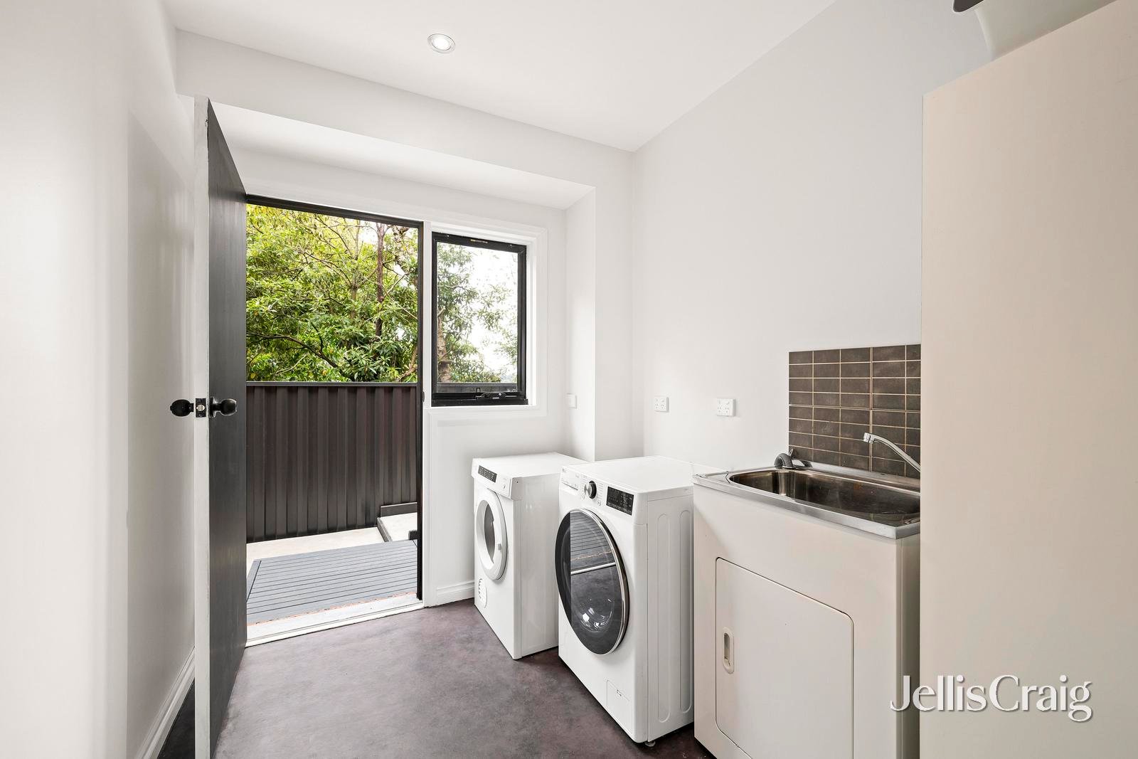 24a Barina Avenue, Mooroolbark image 13