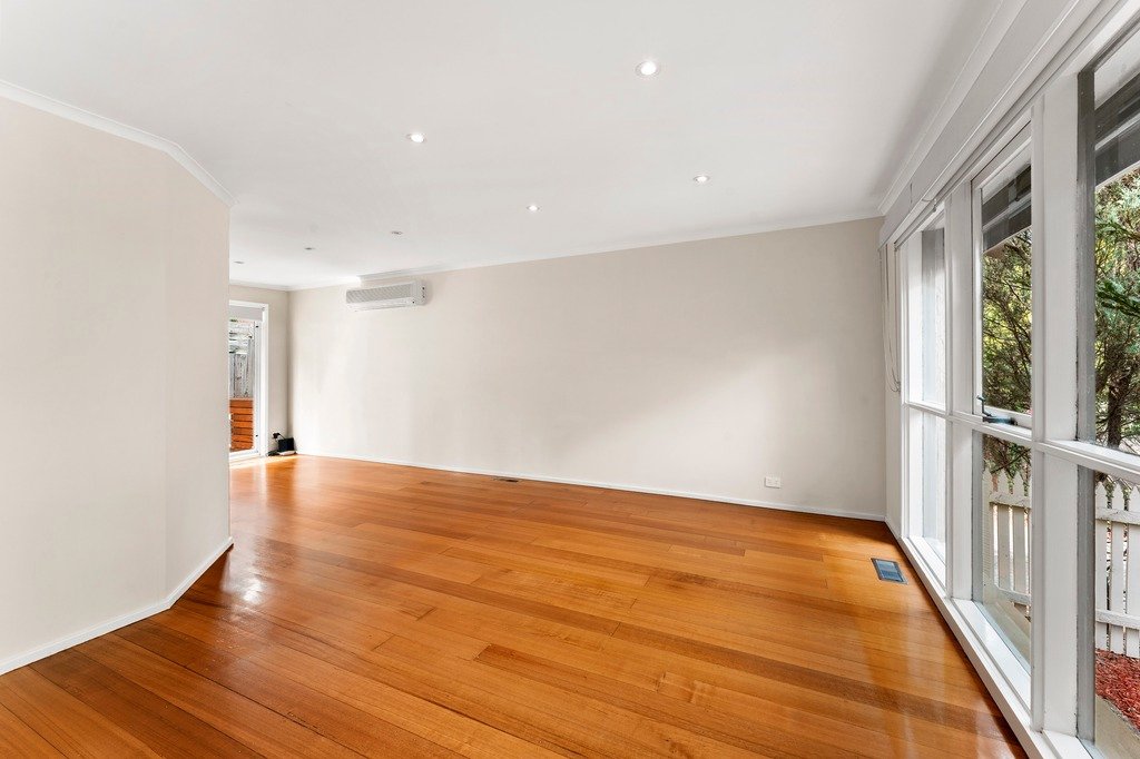 24A Longfellow Avenue, Mooroolbark image 3