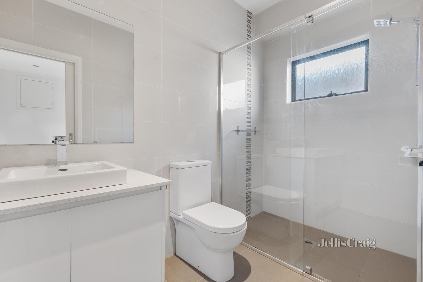 24B Andrew Street, Mount Waverley image 8