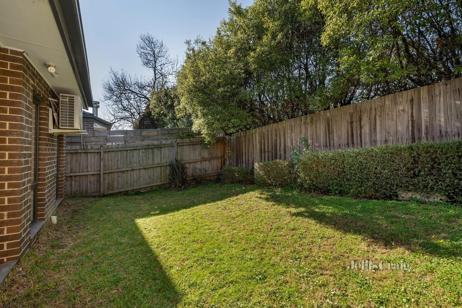 24B Andrew Street, Mount Waverley image 10