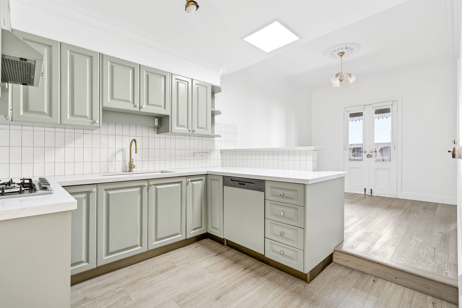 24B Cumberland Street, Newtown image 2