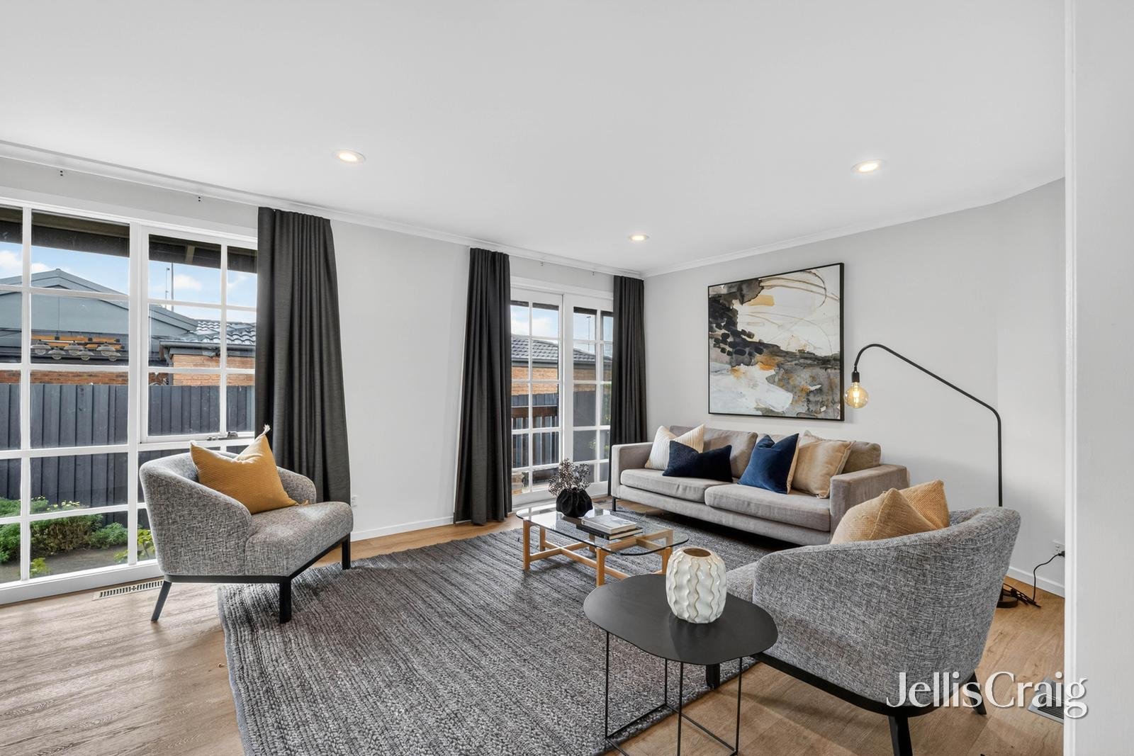 24B St James Avenue, Bentleigh image 2
