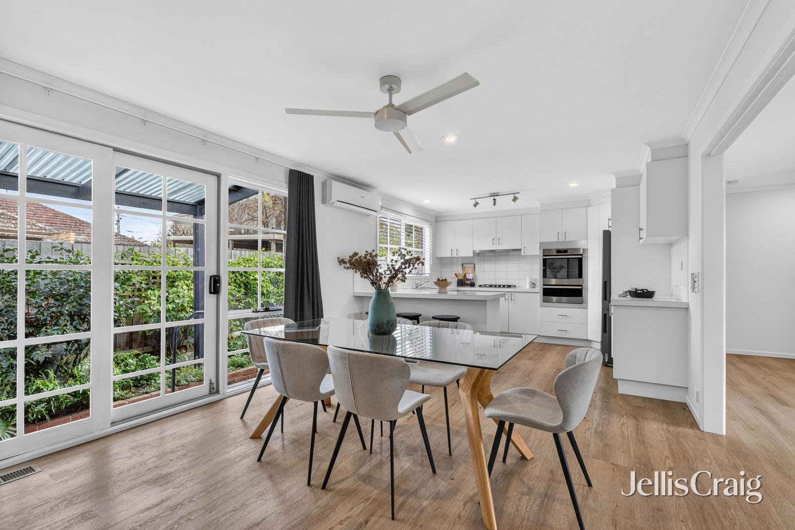 24B St James Avenue, Bentleigh image 5