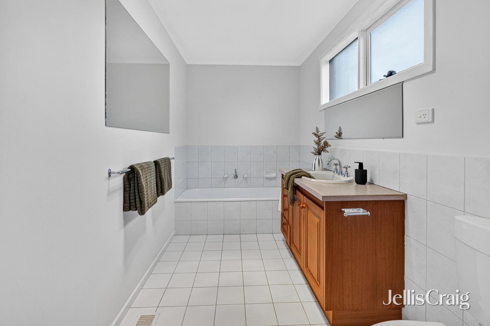 24B St James Avenue, Bentleigh image 15