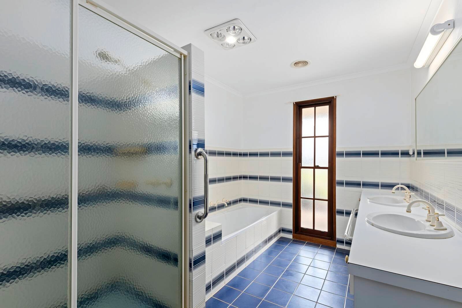 Property Gallery Thumbnail 4