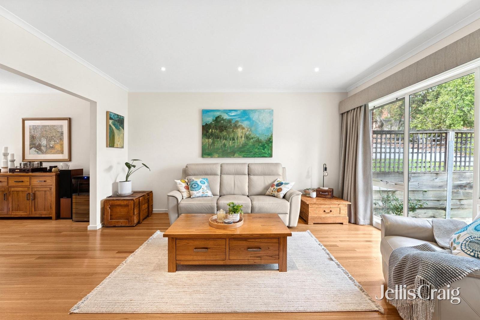 2/5-7 Casella Street, Mitcham image 2