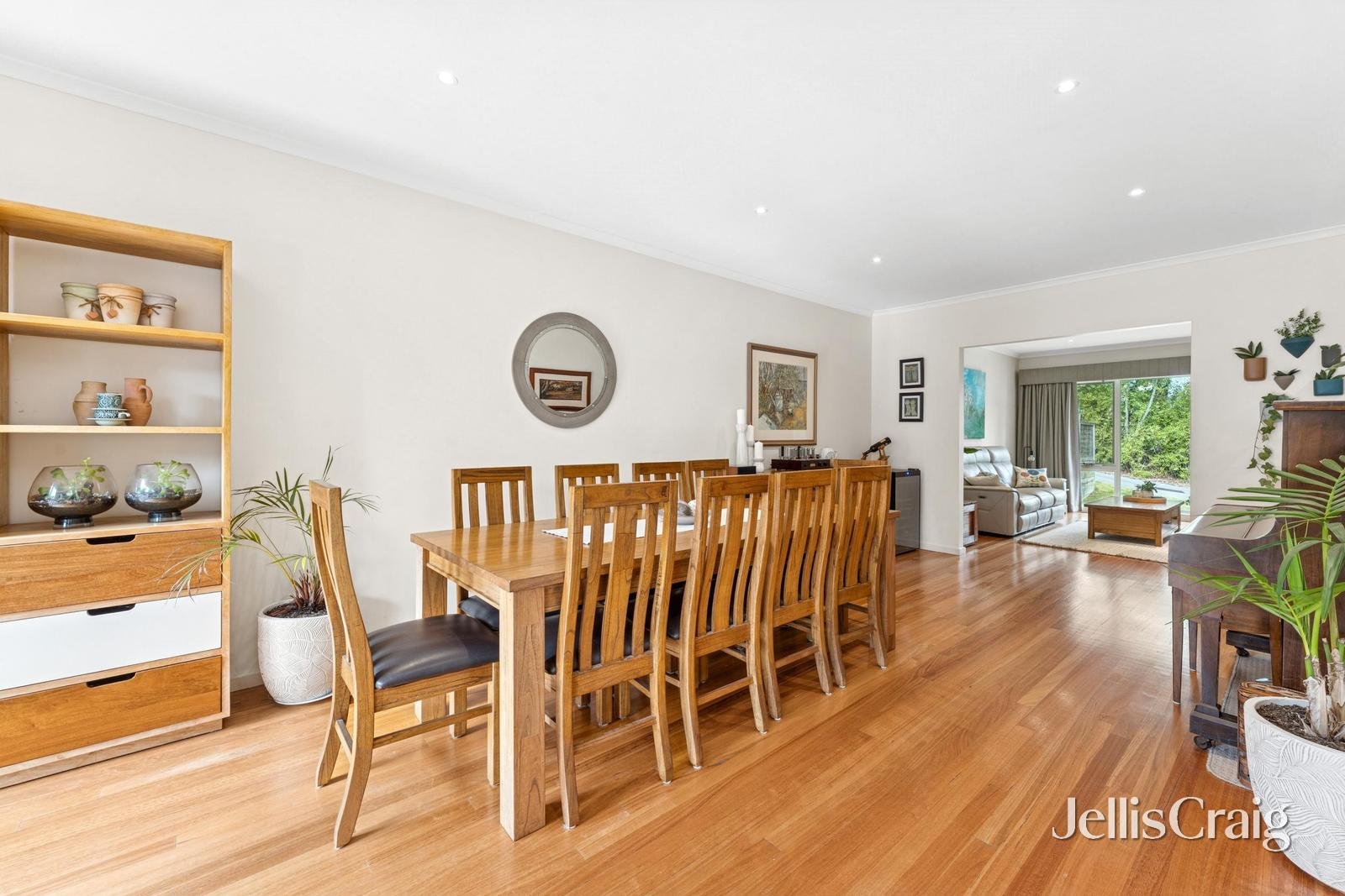 2/5-7 Casella Street, Mitcham image 3