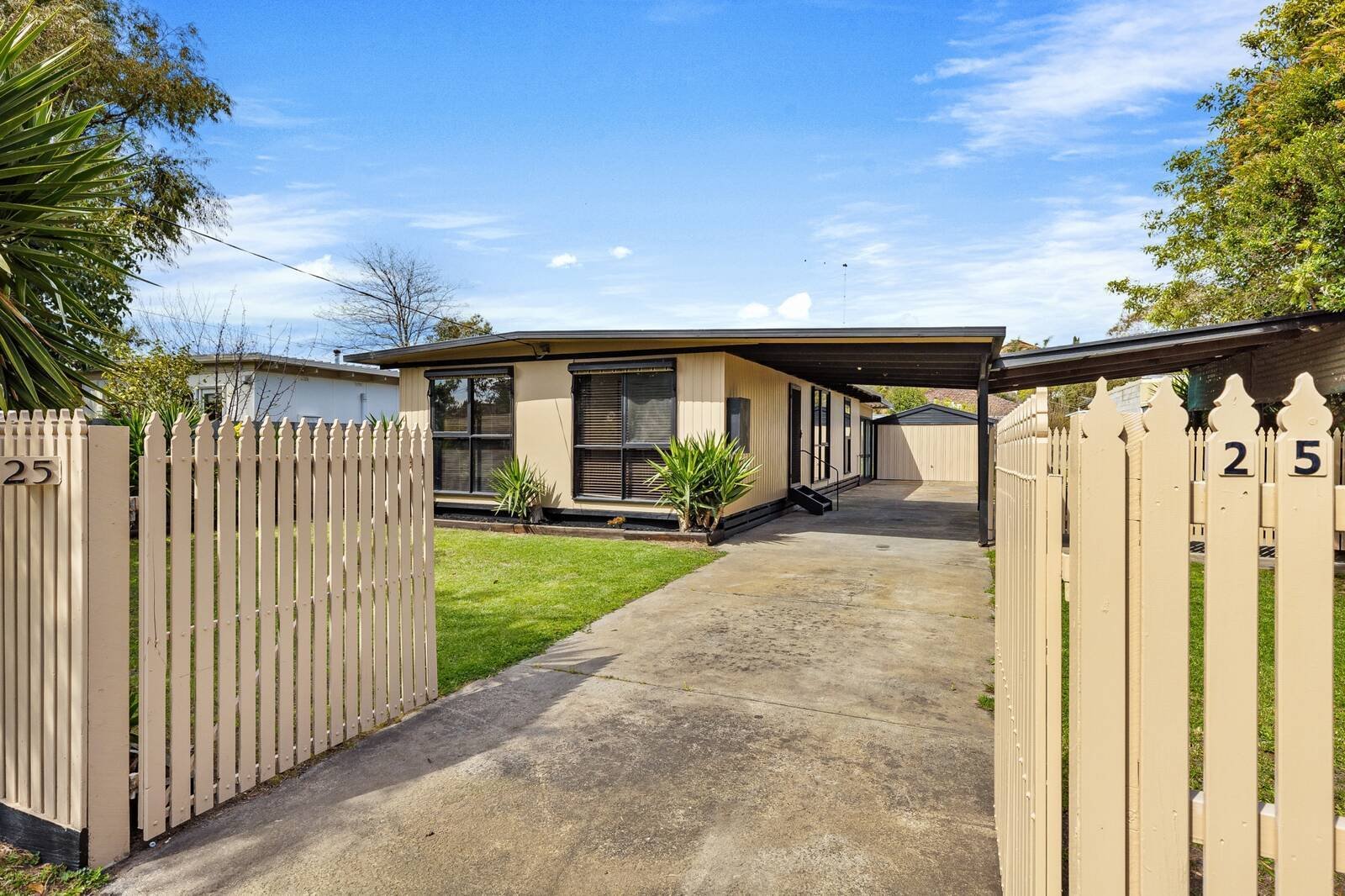Property Gallery - Main Image