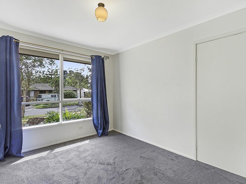 25 Aileen Avenue, Montrose image 6