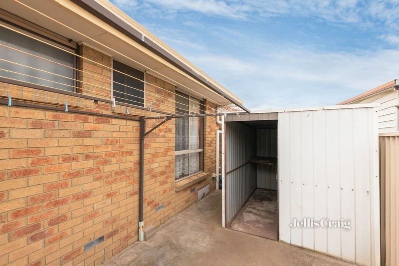 2/5 Alma Court, Springvale image 15