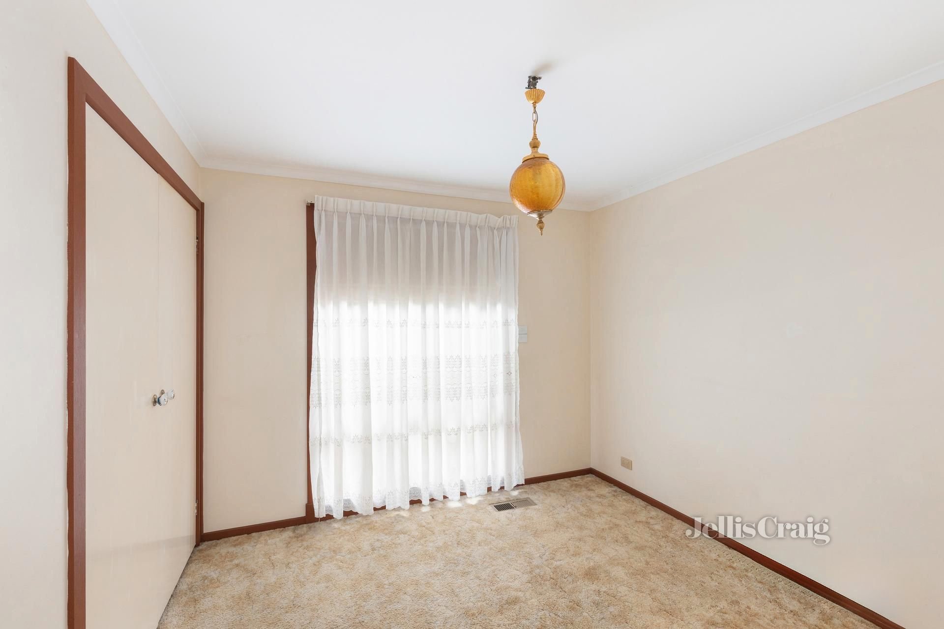 2/5 Alma Court, Springvale image 11