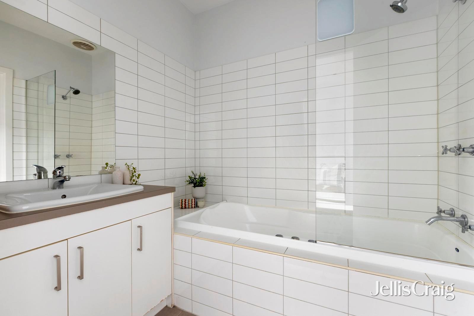 25 Arden Street, North&nbsp;Melbourne image 8