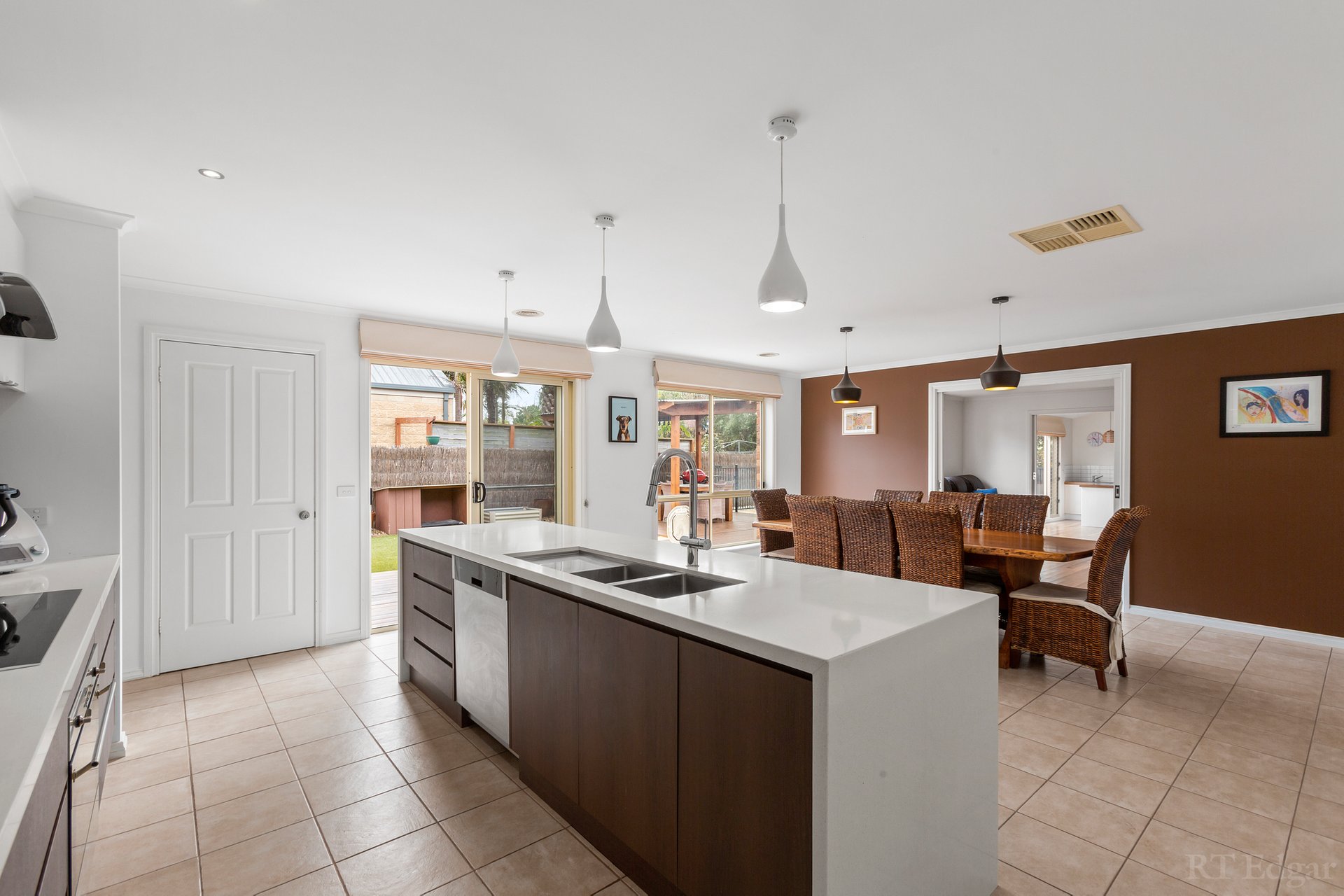 Property Gallery Thumbnail 4