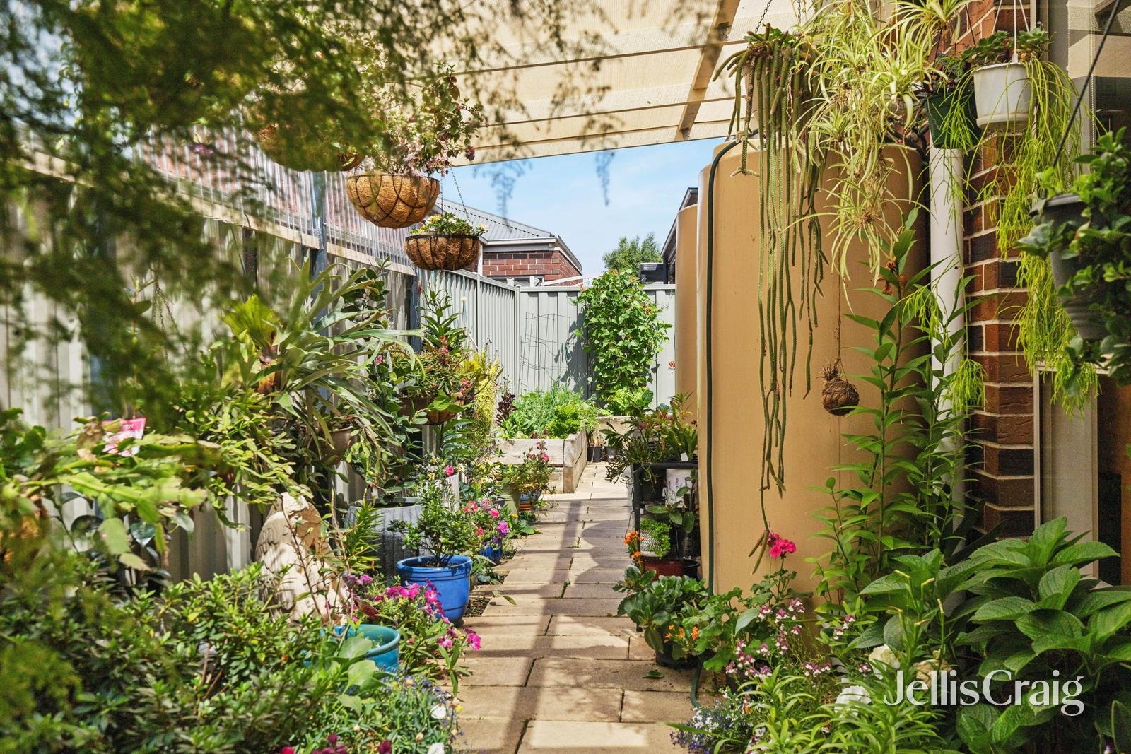 25 Ashwood Gardens, Mitchell&nbsp;Park image 10