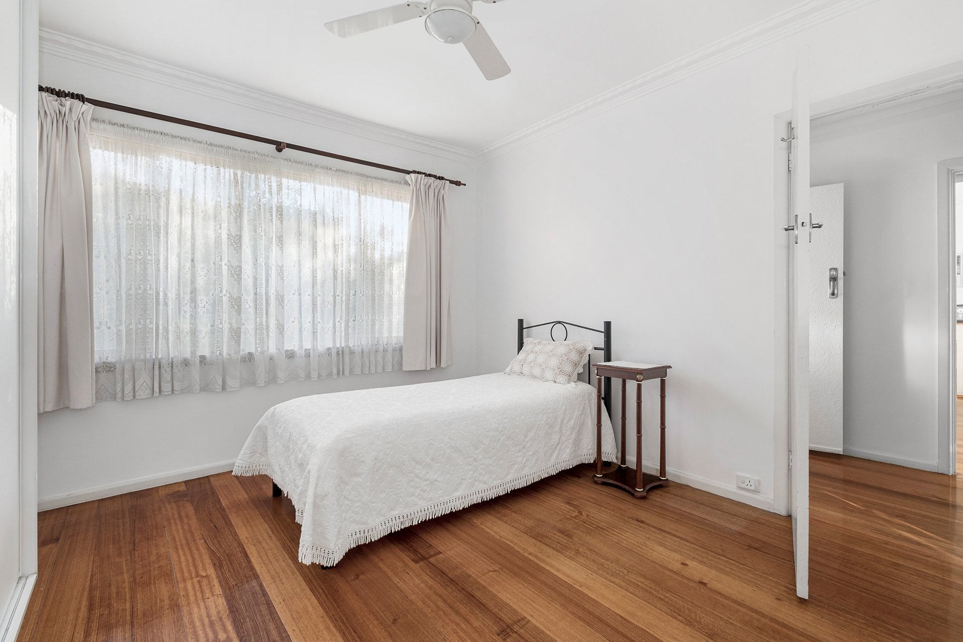 Property Gallery Thumbnail 4
