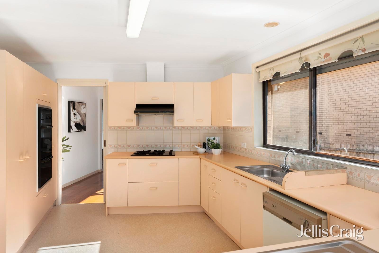 25 Ayr Street, Doncaster image 3