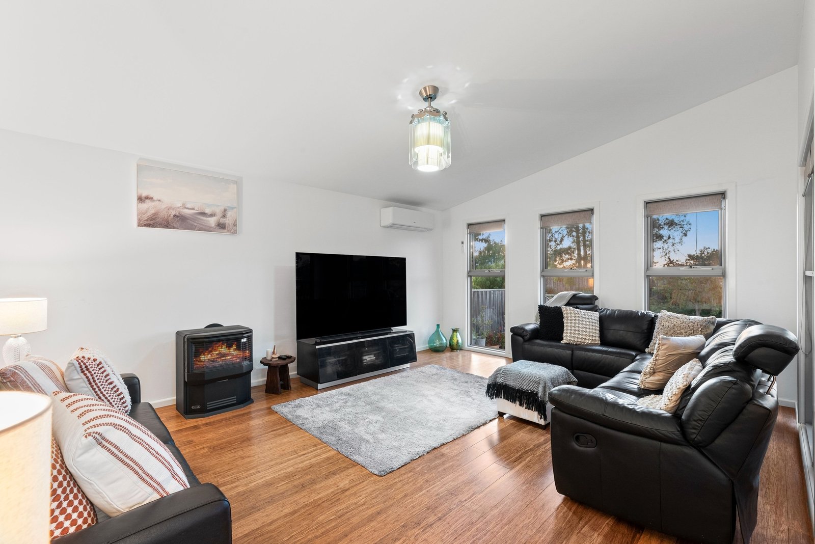 Property Gallery Thumbnail 5