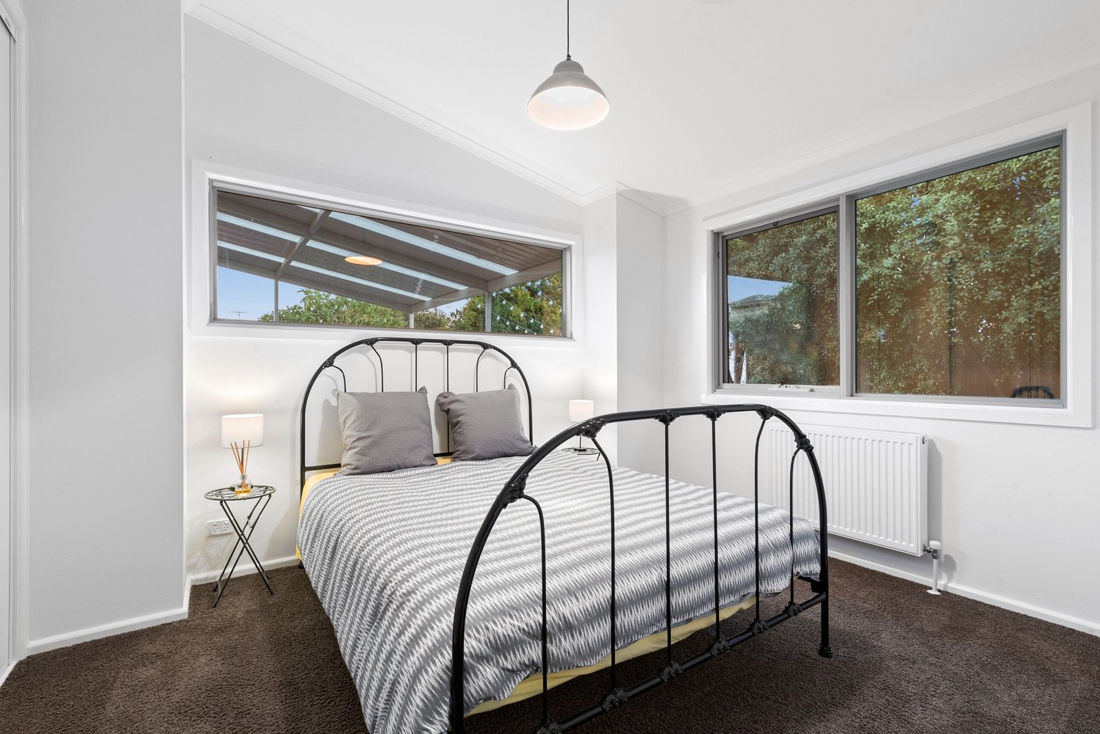Property Gallery Thumbnail 9