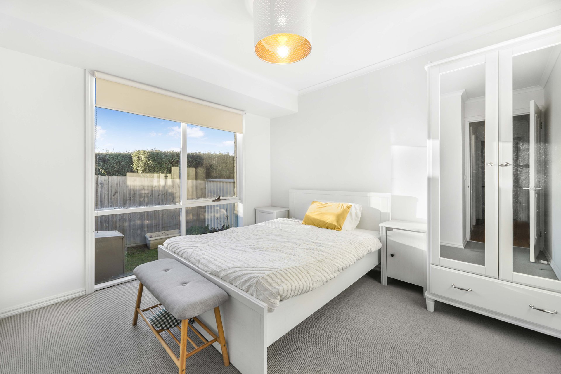 2/5 Beaufort Road, Croydon image 4