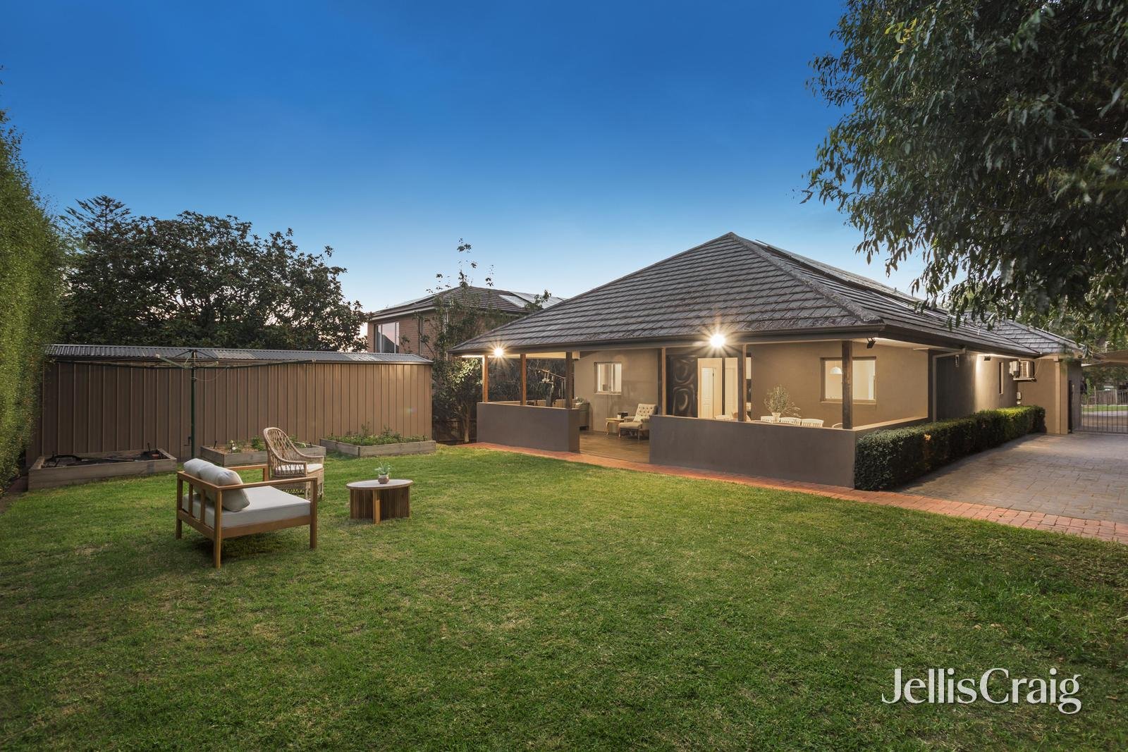 25 Bentley Street, Surrey&nbsp;Hills image 1