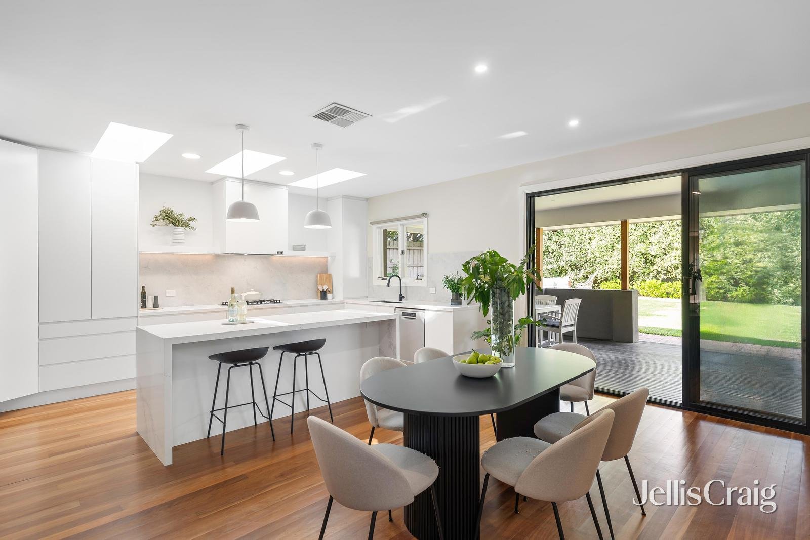 25 Bentley Street, Surrey&nbsp;Hills image 4