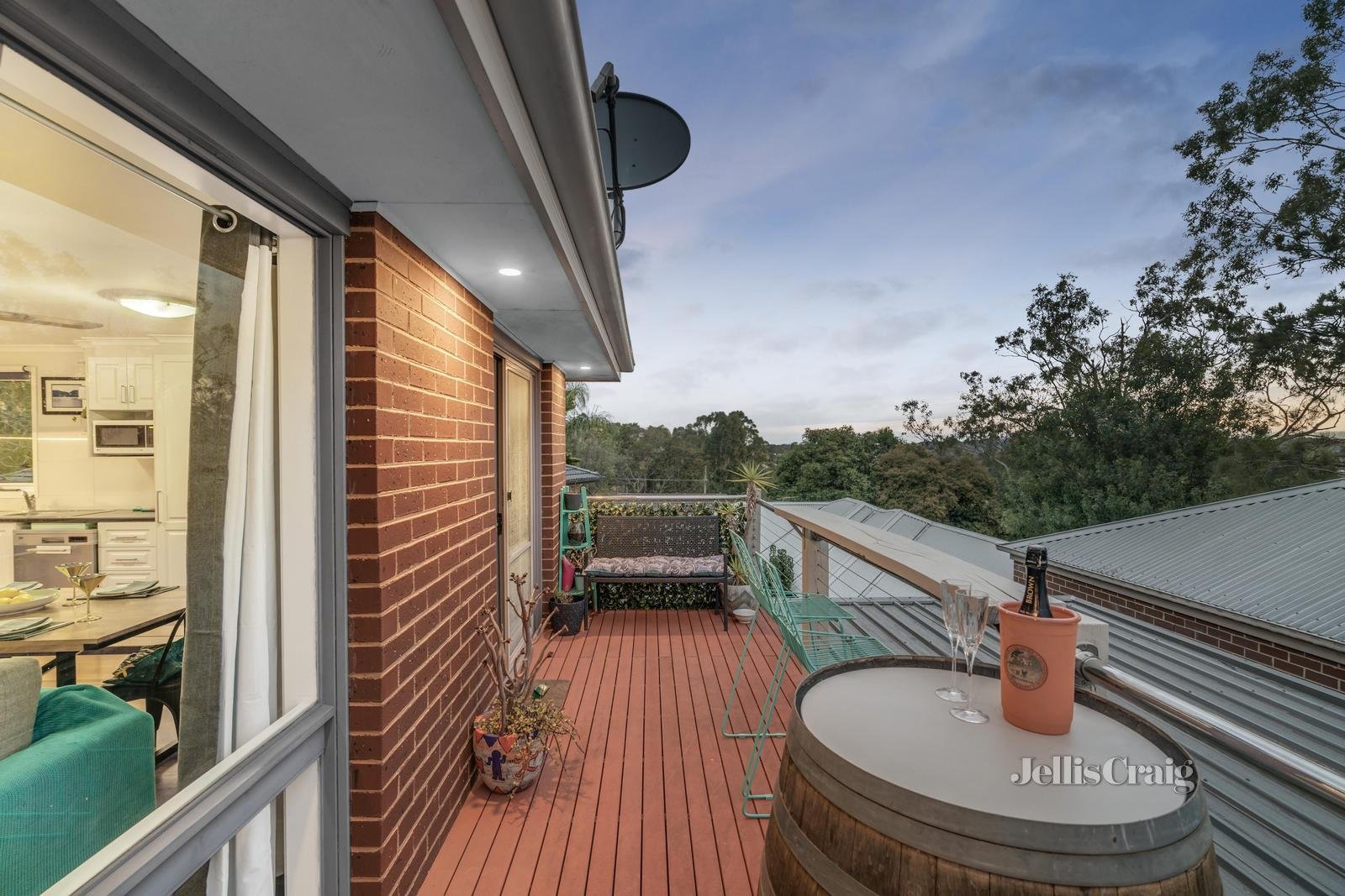 2/5 Brambleberry Lane, Chirnside Park image 10