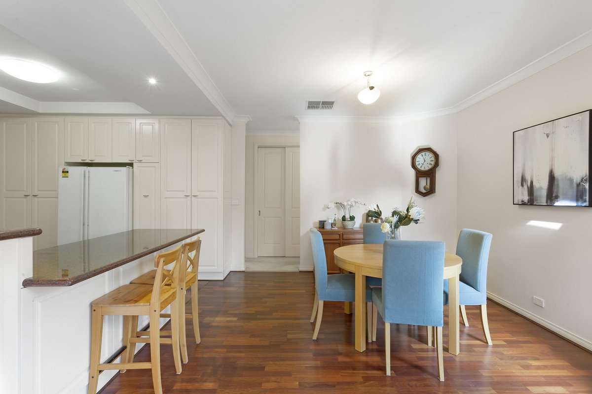 25 Brenbeal Street, Balwyn image 7