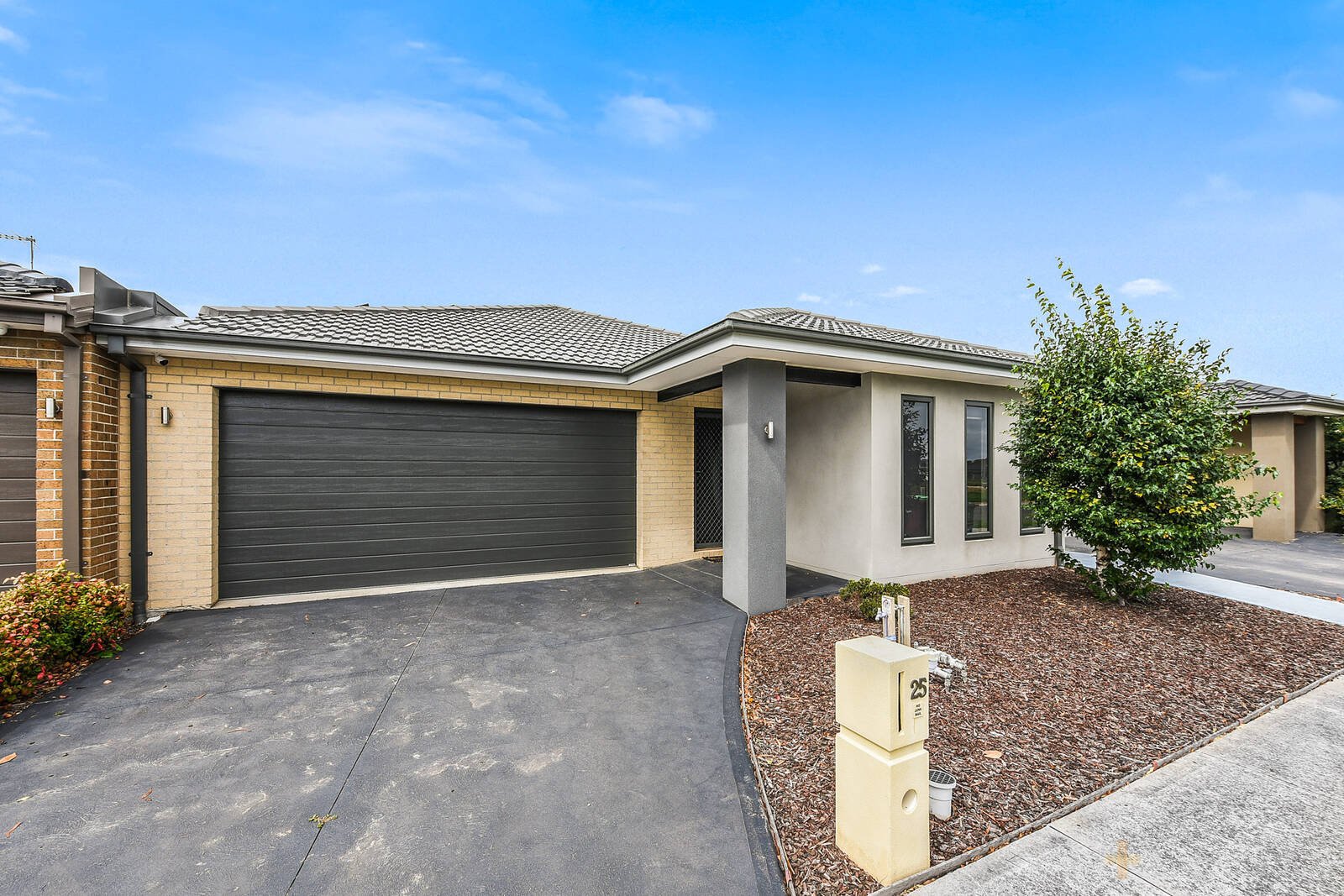 25 Brittle Gum Road Cranbourne East