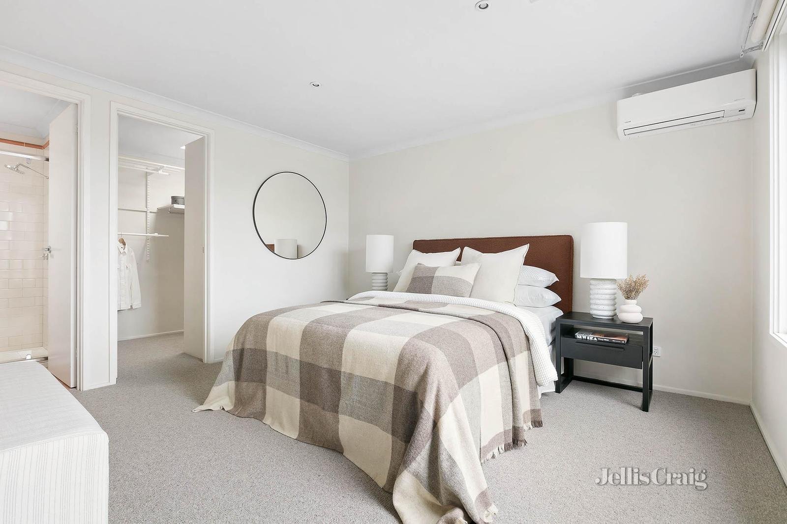 2/5 Burgess Street, Hawthorn image 6