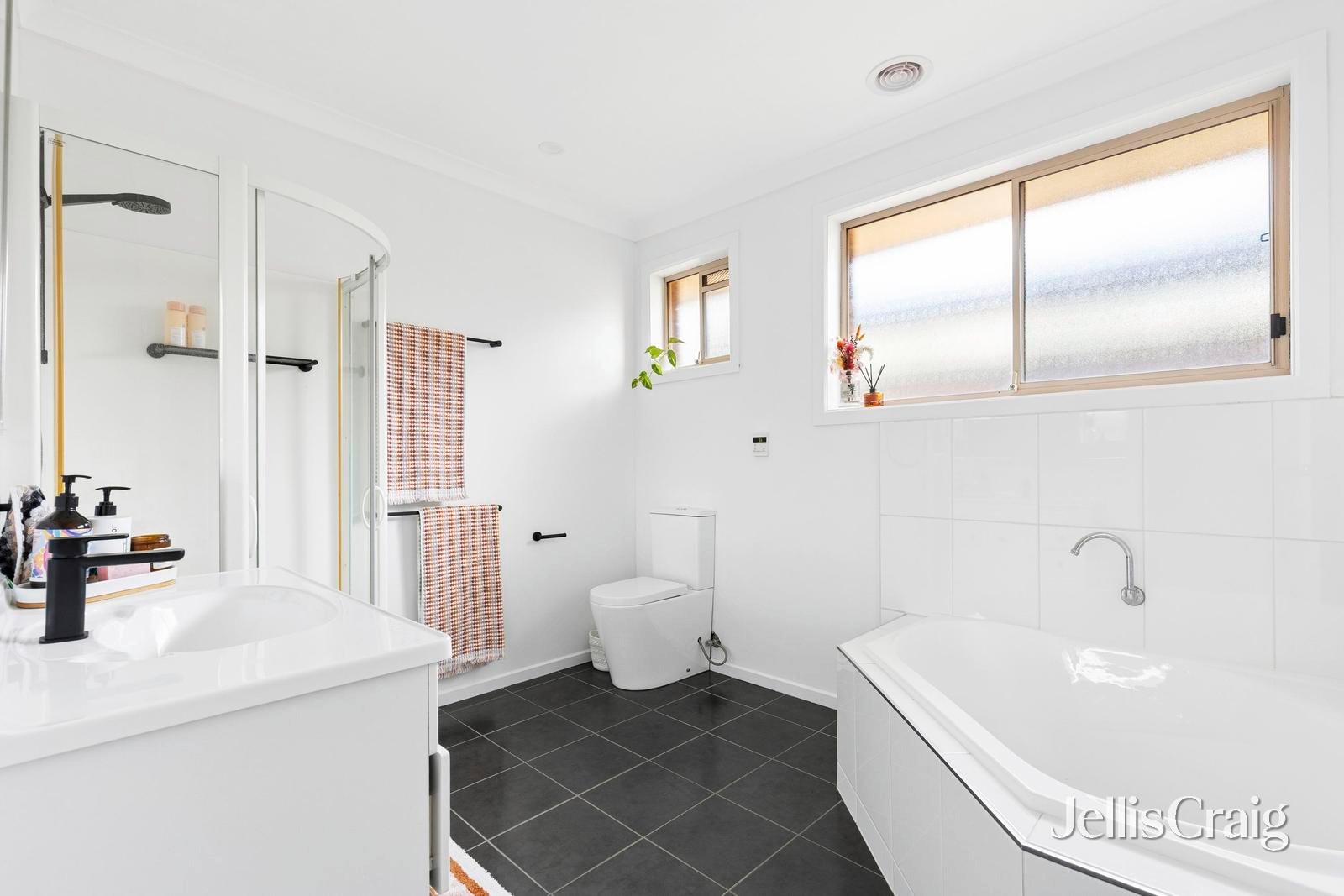 25 Burleigh Drive, Grovedale image 15