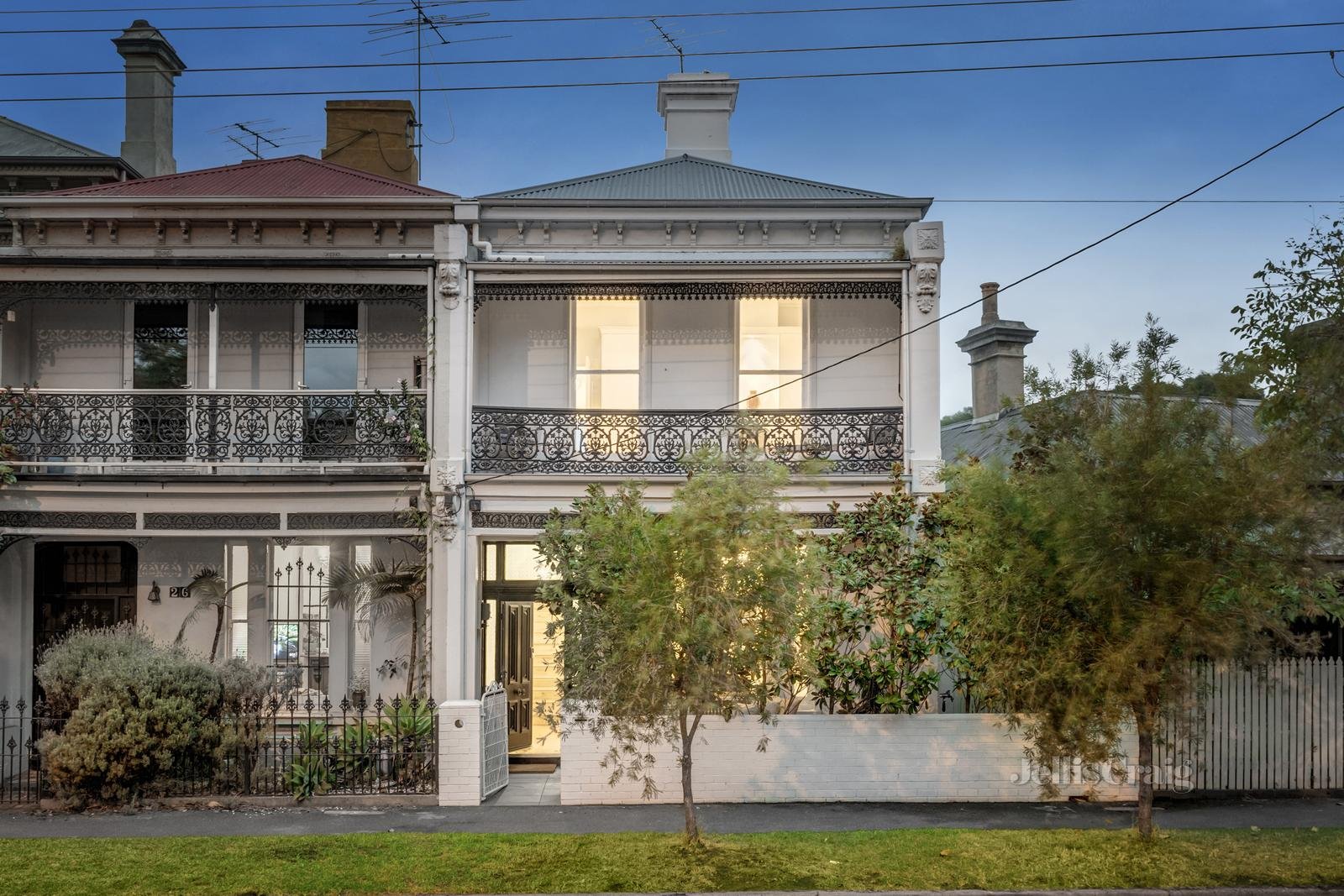 25 Canterbury Road, Middle&nbsp;Park image 1