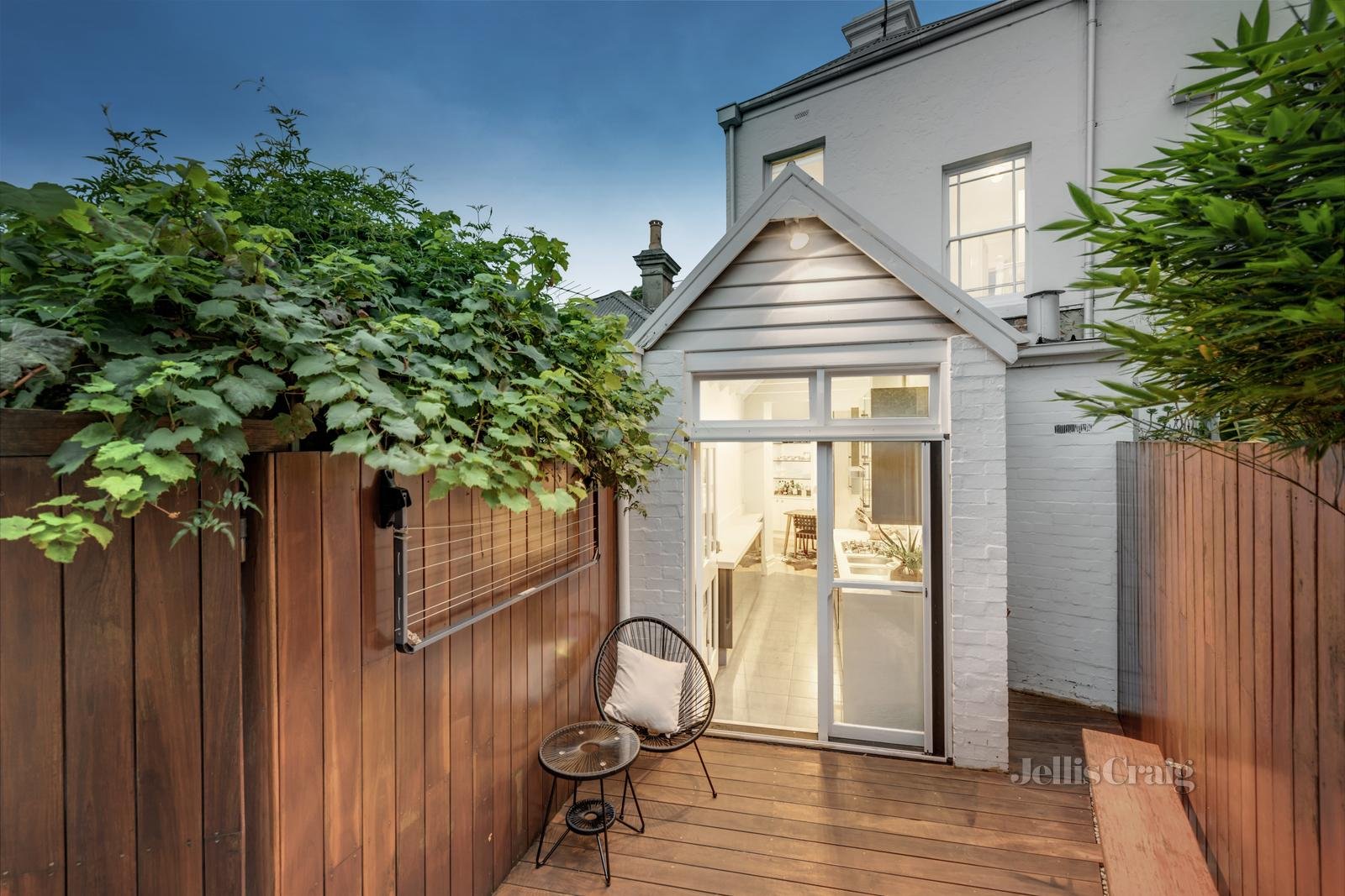 25 Canterbury Road, Middle&nbsp;Park image 11