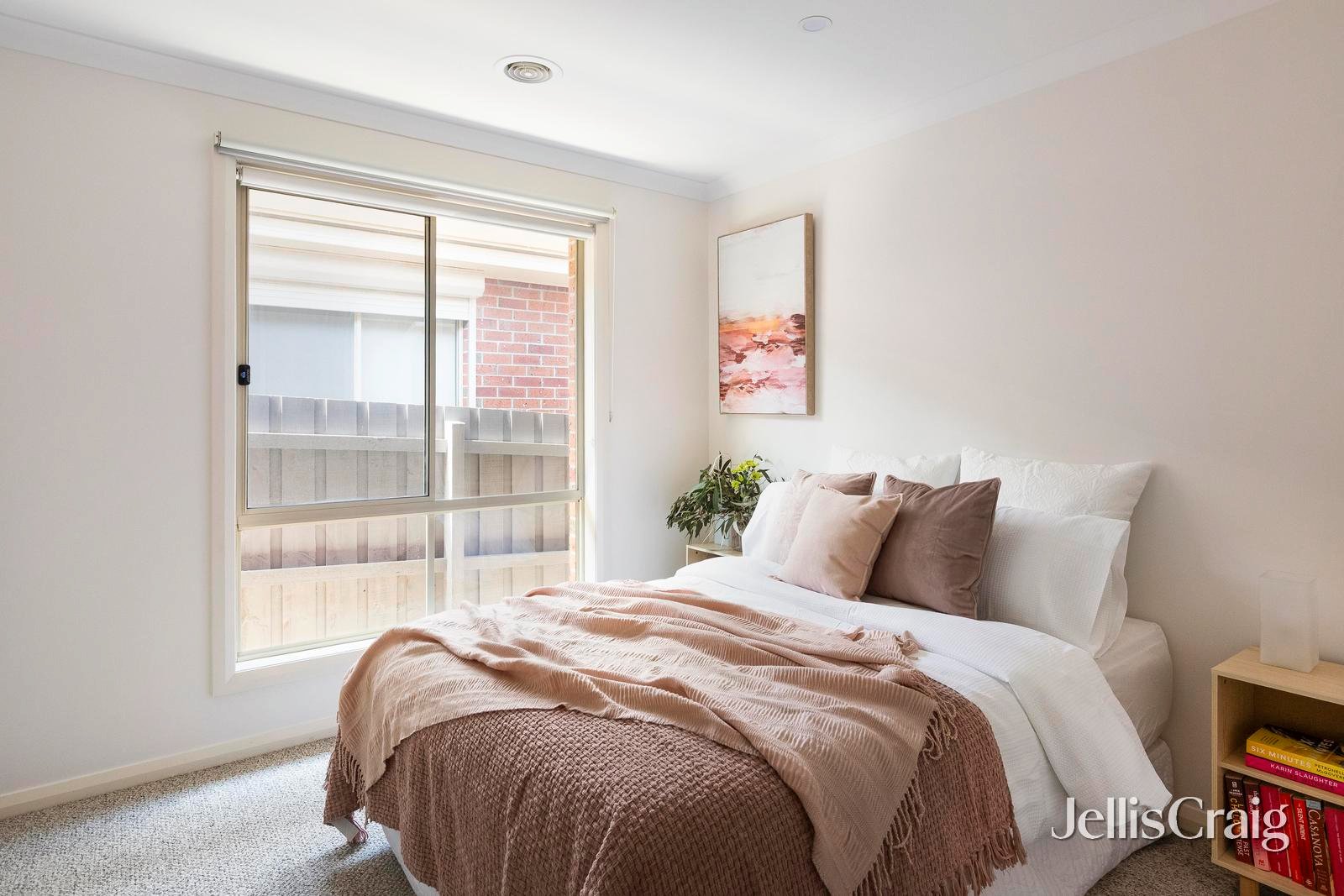 2/5 Capri Court, Reservoir image 6