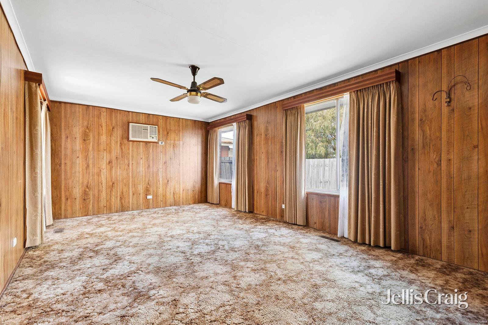 25 Carmarthen Drive, Corio image 3