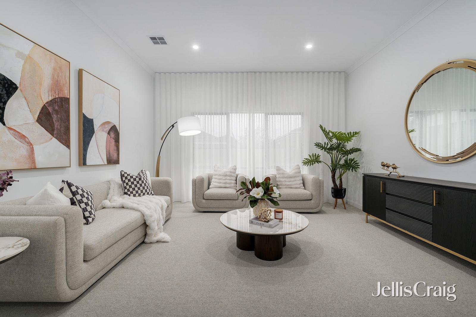 25 Charlton Street, Mount&nbsp;Waverley image 6