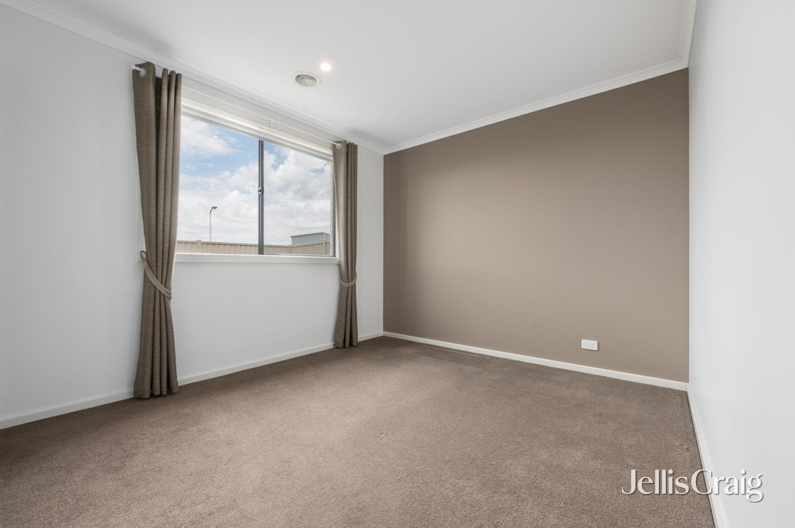 25 Chifley Drive, Delacombe image 6